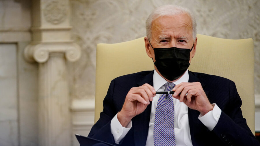 Biden to Warn US Firms: No Longer Safe in Hong Kong