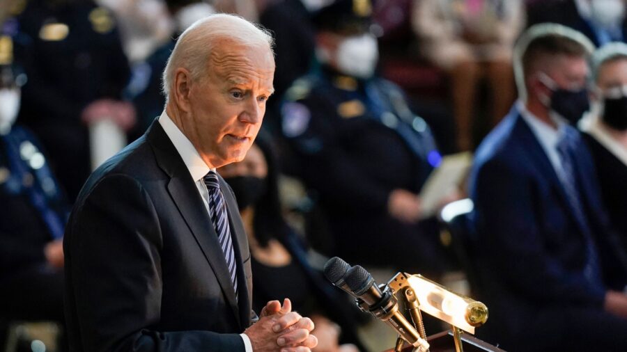 Biden Pays Tribute to Fallen Capitol Officer