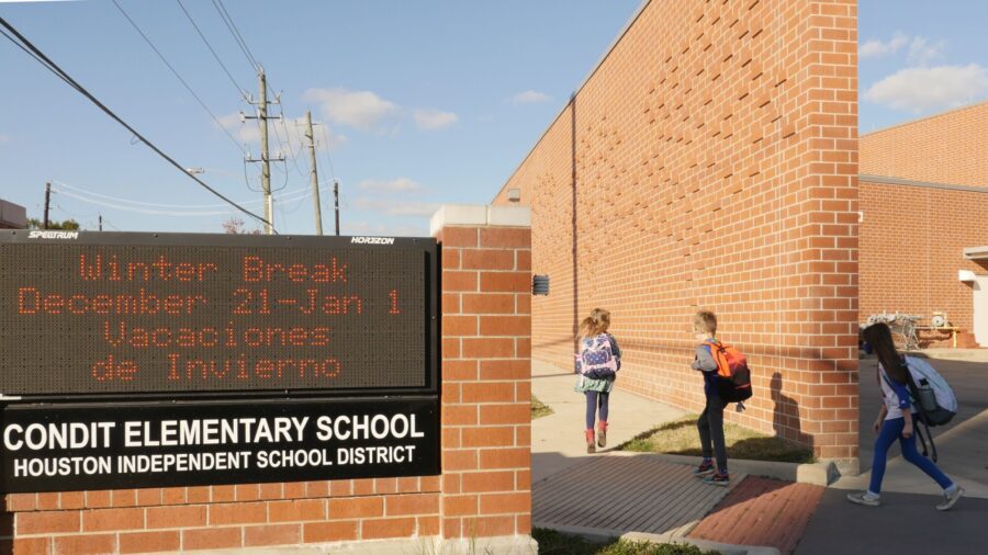Texas State Lawmaker Introduces Bill to Ban Critical Race Theory in Public Schools