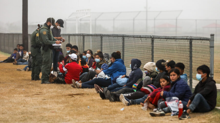 Texas Sues Biden Administration for Allegedly Disregarding COVID-19 Rules at Border