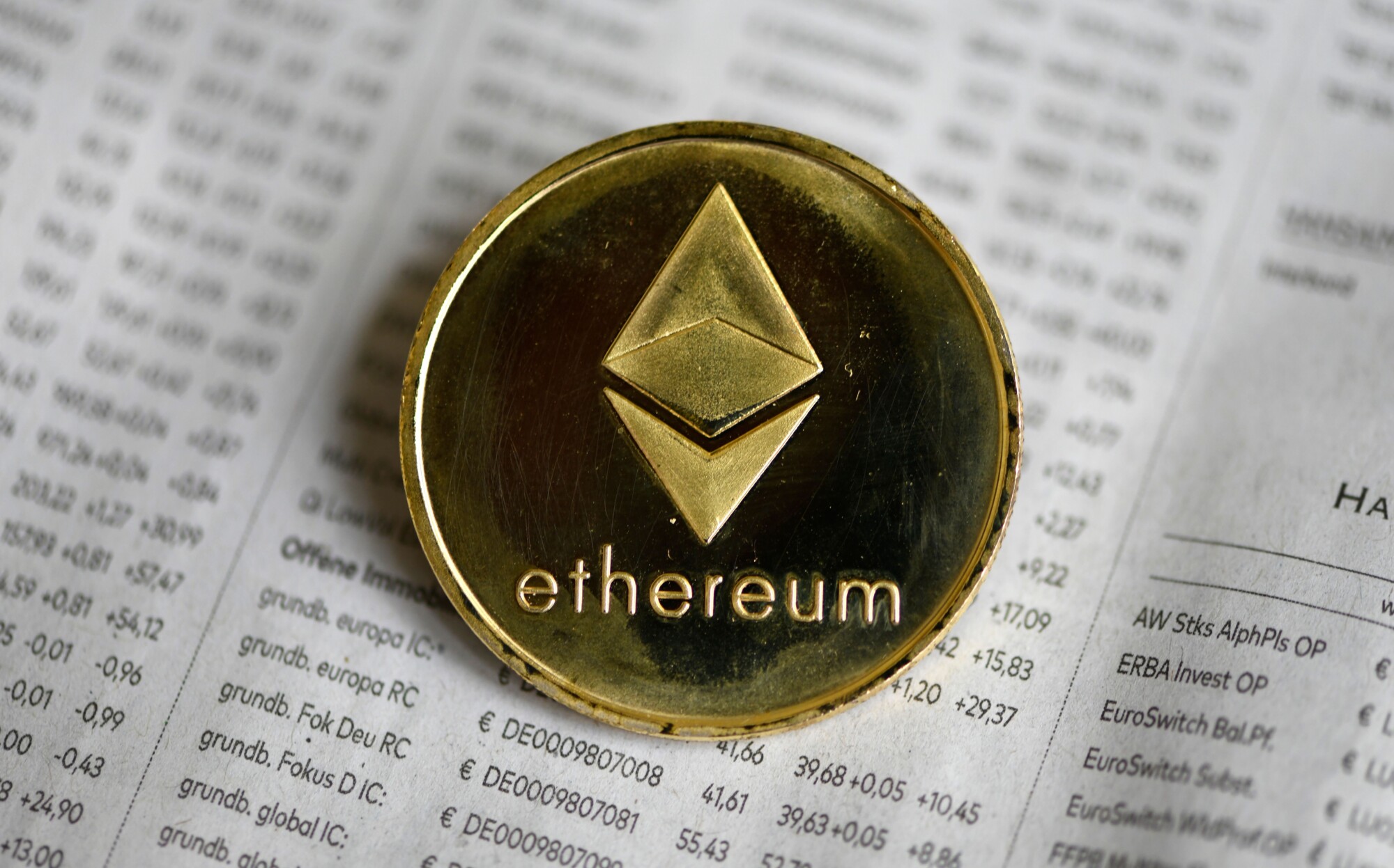 Digital Currency Ethereum Hits Record High