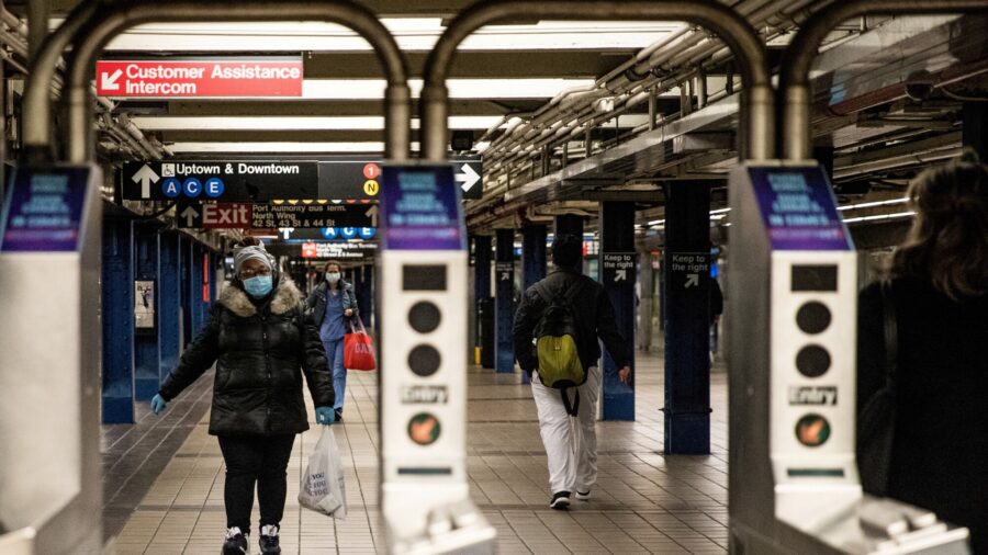 GOP Senators Urge CDC to End Mask Mandate