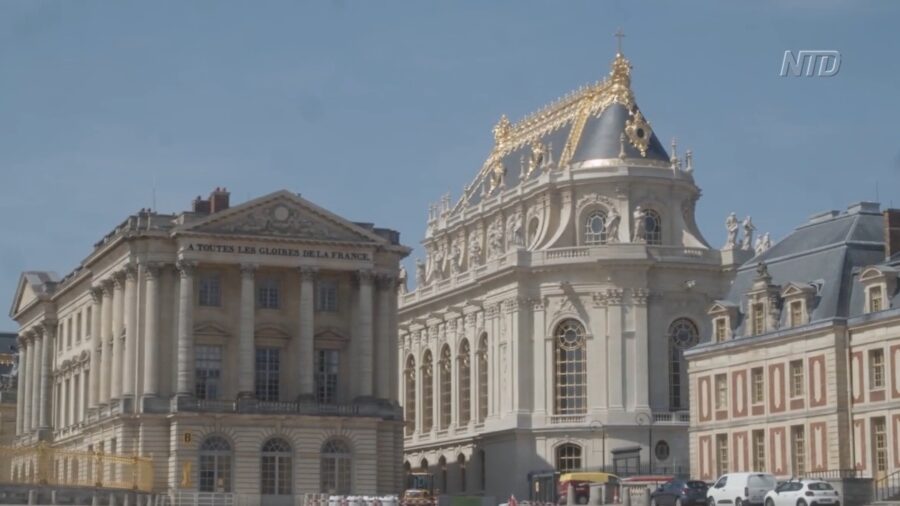 Royal Chapel in Palace of Versailles Restored