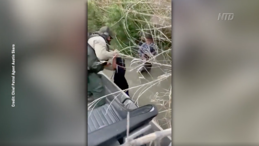 Unaccompanied Minors Rescued From Rio Grande