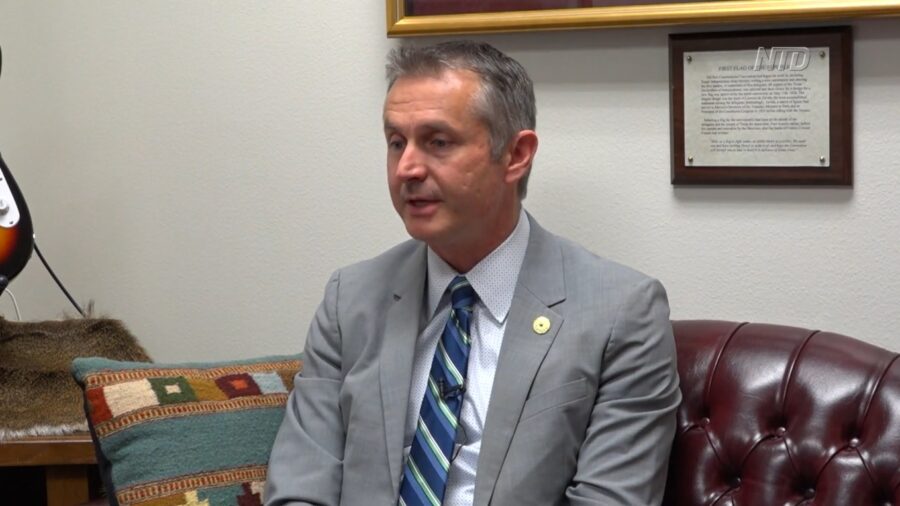 Texas House Passes Bill to Commemorate Victims of Communism