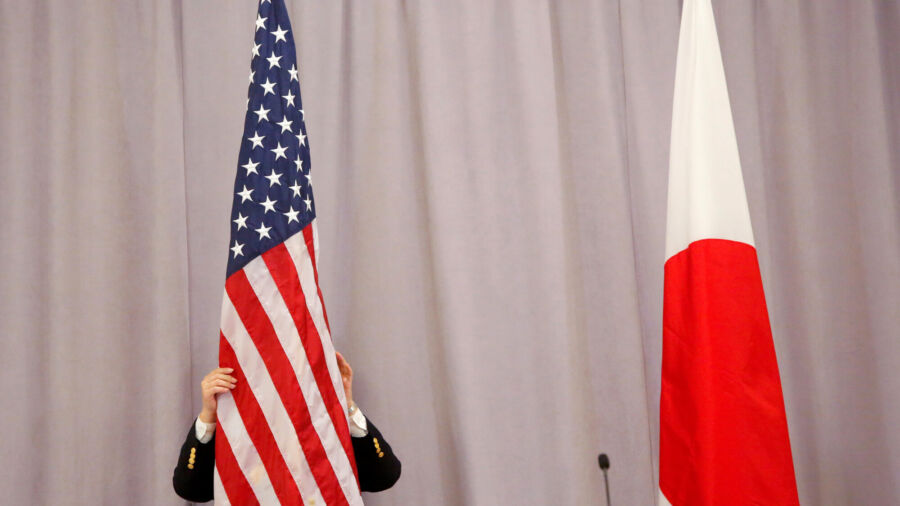 Biden, Suga to Send Signal to Aggressive CCP at US-Japan Summit