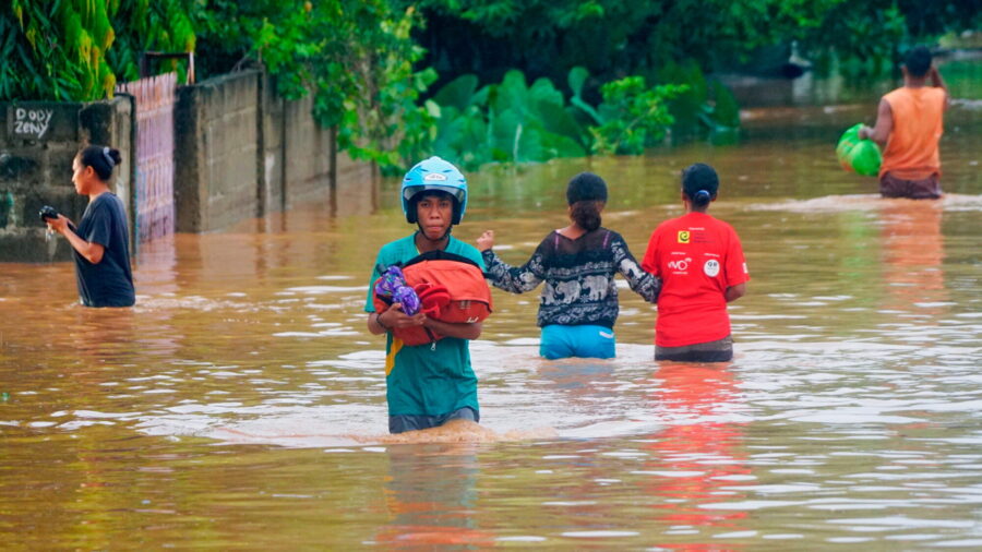 Tropical Cyclone Kills at Least 113 in Indonesia, East Timor