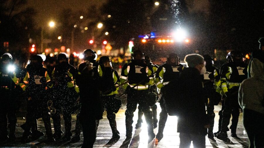 Rioting Ensues in Minnesota After Police Shooting of Daunte Wright