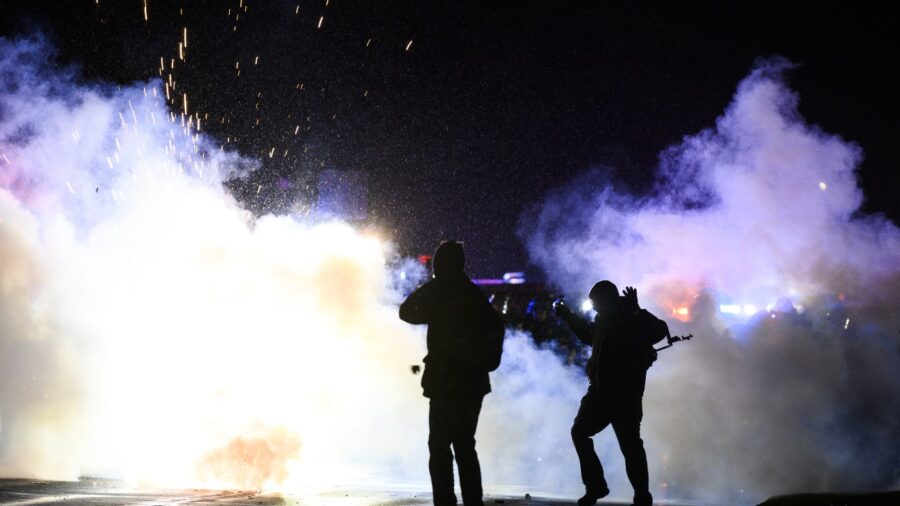 Minnesota Police Arrest 60 for Rioting and Other Crimes in Continued Unrest Following Daunte Wright Shooting
