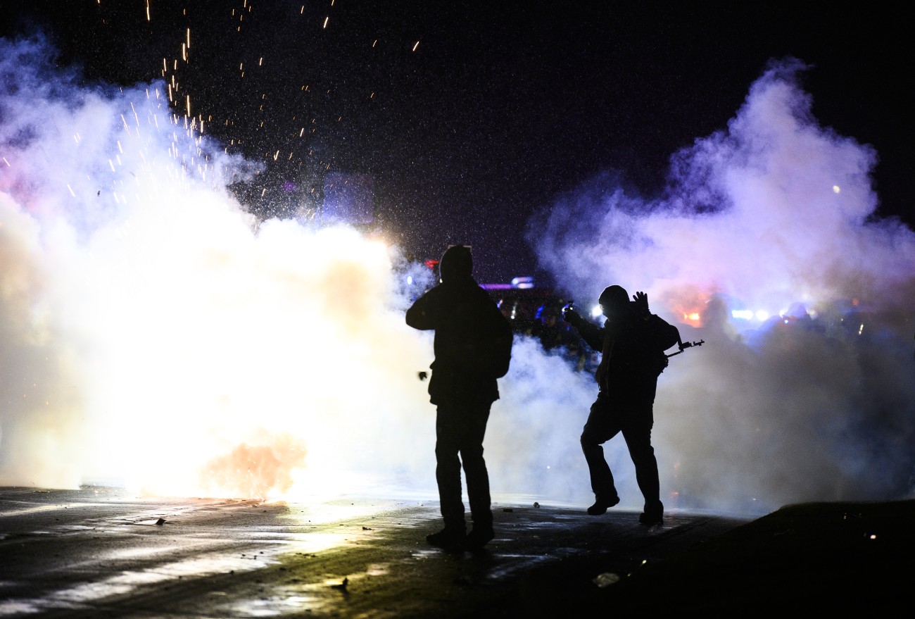Minnesota Police Arrest 60 for Rioting and Other Crimes in Continued Unrest Following Daunte Wright Shooting