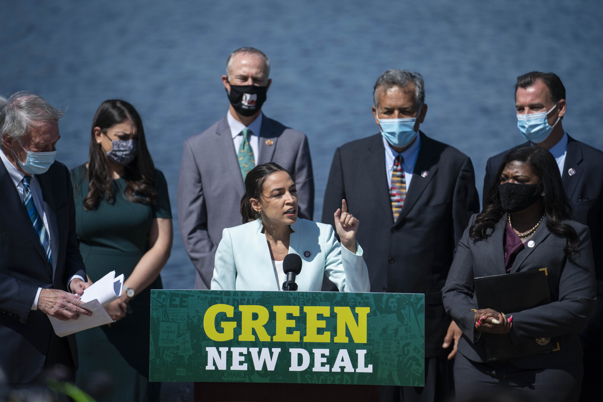 Democrats Re-Launch Green New Deal