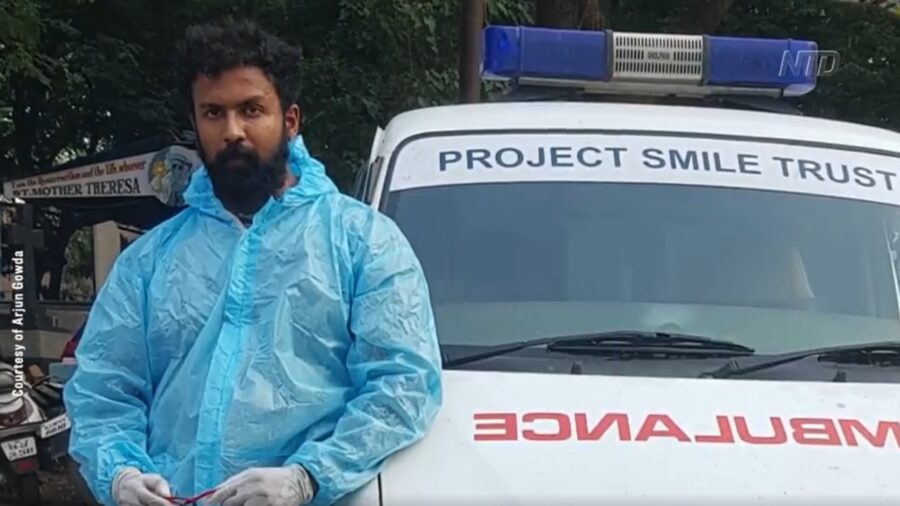Indian Actor Transports the Infected, Dead
