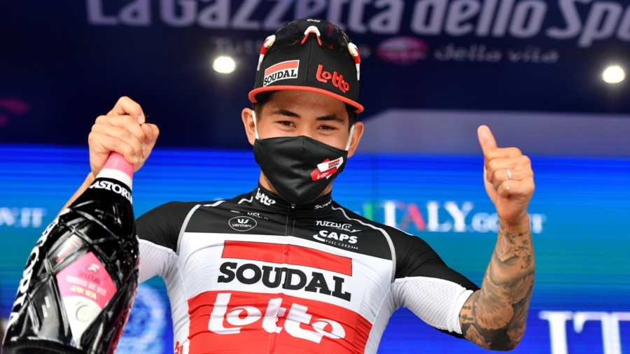 Cycling-Ewan Wins Giro Stage Five, Landa Crashes Out