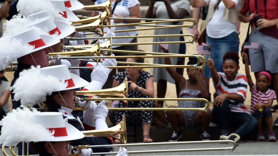 Memorial Day Parade Returns to DC
