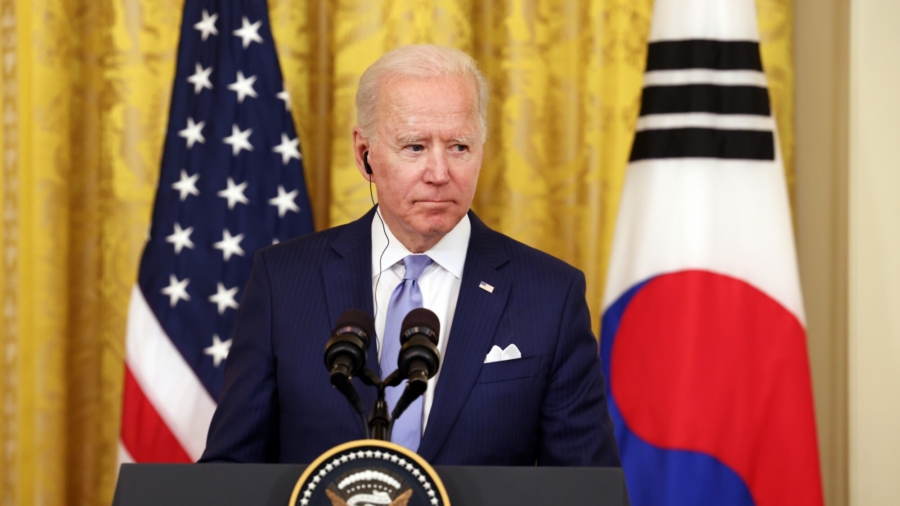 'Falling in Love Again': Expert on US–South Korea Ties