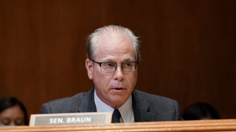 GOP Senators Aim to Repeal Federal Unemployment Benefits