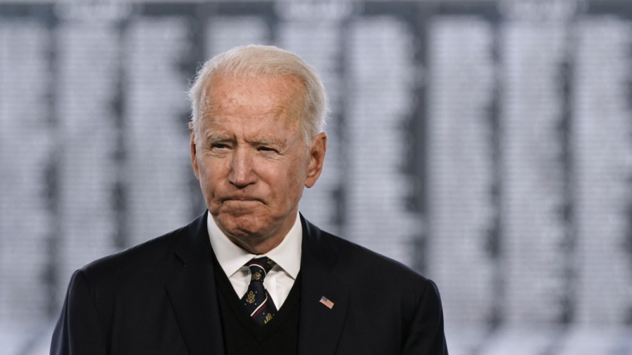 Biden Marks Son Beau’s Death With Grave Visit, Remarks to Military Families