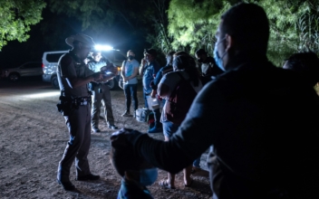 Thousands of Migrants Biden Said Would Be Allowed to Enter the US Turned Back to Mexico