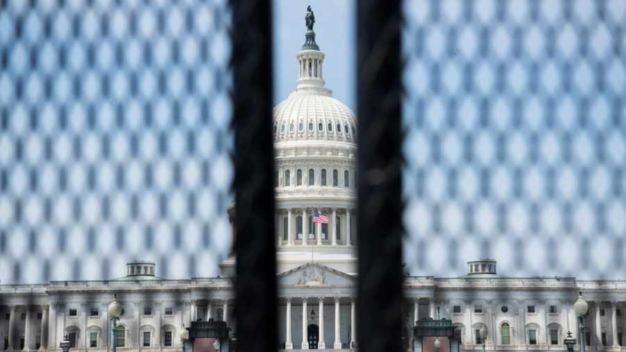 House Barely Passes Capitol Security Bill