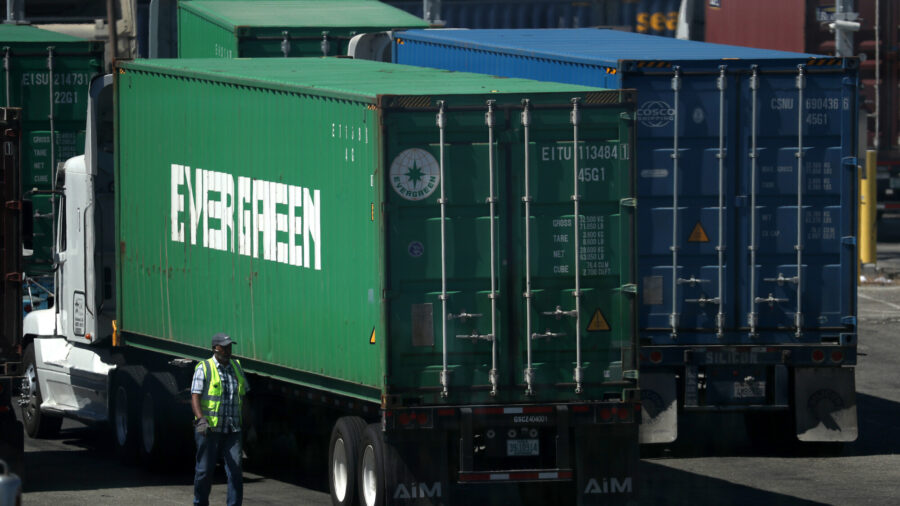 Trucking Company: Driver Shortage Hurting Supply Chain | NTD