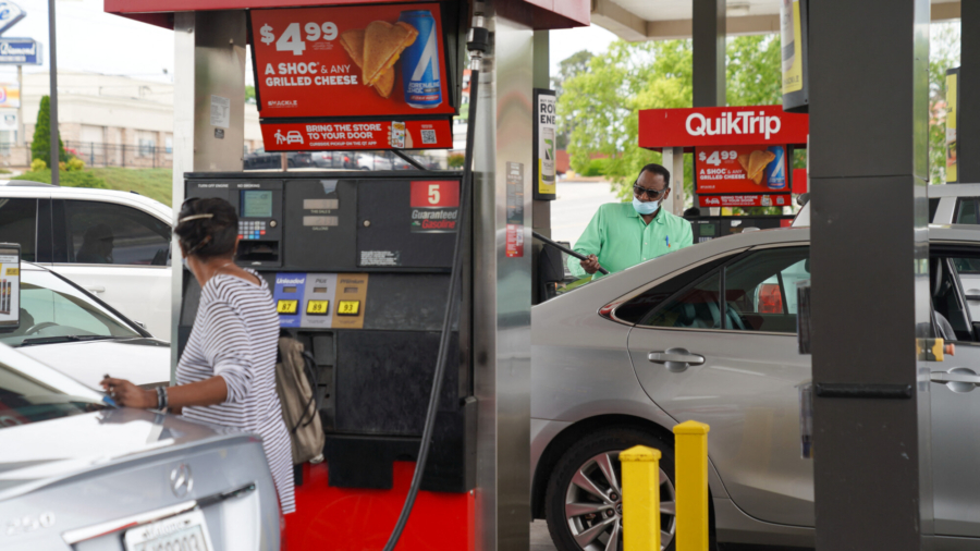Here’s Where Gas Is Most Expensive—and Cheapest—for Memorial Day