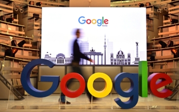 Italy Fines Google for Excluding E-Car App