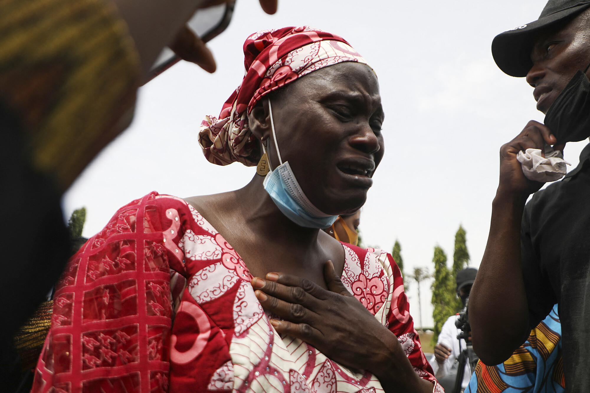 Tears and Singing as Abducted Nigerian Students Return to Parents