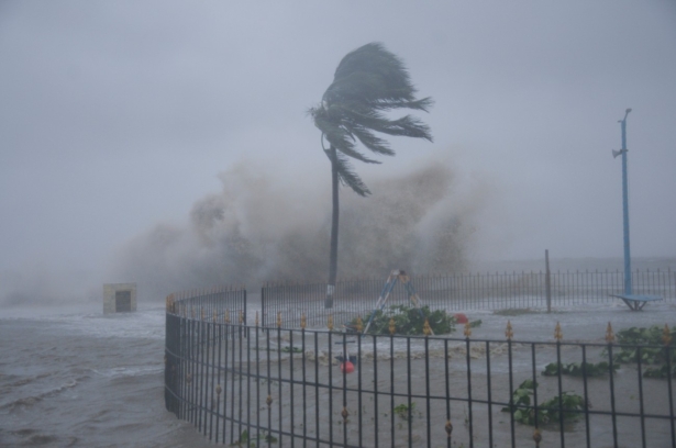 Heavy winds and sea waves hit the shore at the Digha beach on the Bay of Bengal coast as Cyclone Yaas intensifies in West Bengal state, India, on May 26, 2021. (Ashim Paul/AP Photo)