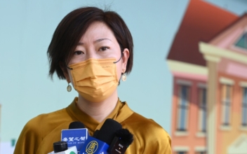 Epoch Times Reporter Attacked in Hong Kong