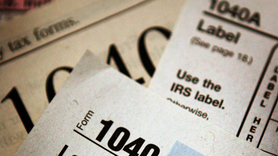 Democrats Want to Extend Enhanced Child Credits