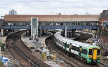 Hundreds of Trains Cancelled as Staff Isolate