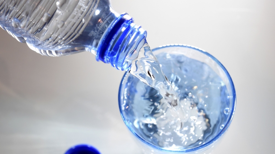 Water Is Best: Alternatives to Drinking Sugar-Laden Beverages for Better Health