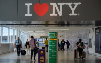 NYC Might Cap Airport Food And Drink Prices