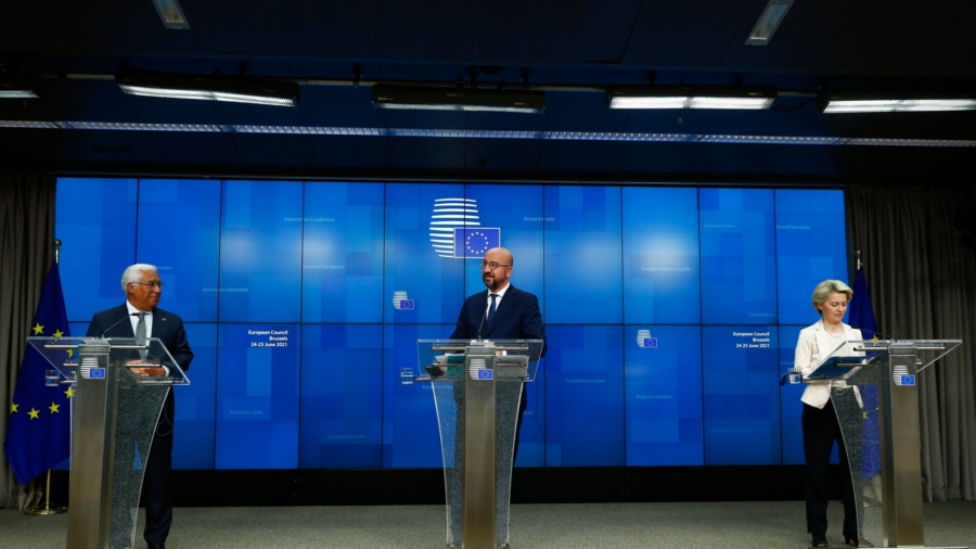 EU Puts Pressure on Hungary to Repeal Law