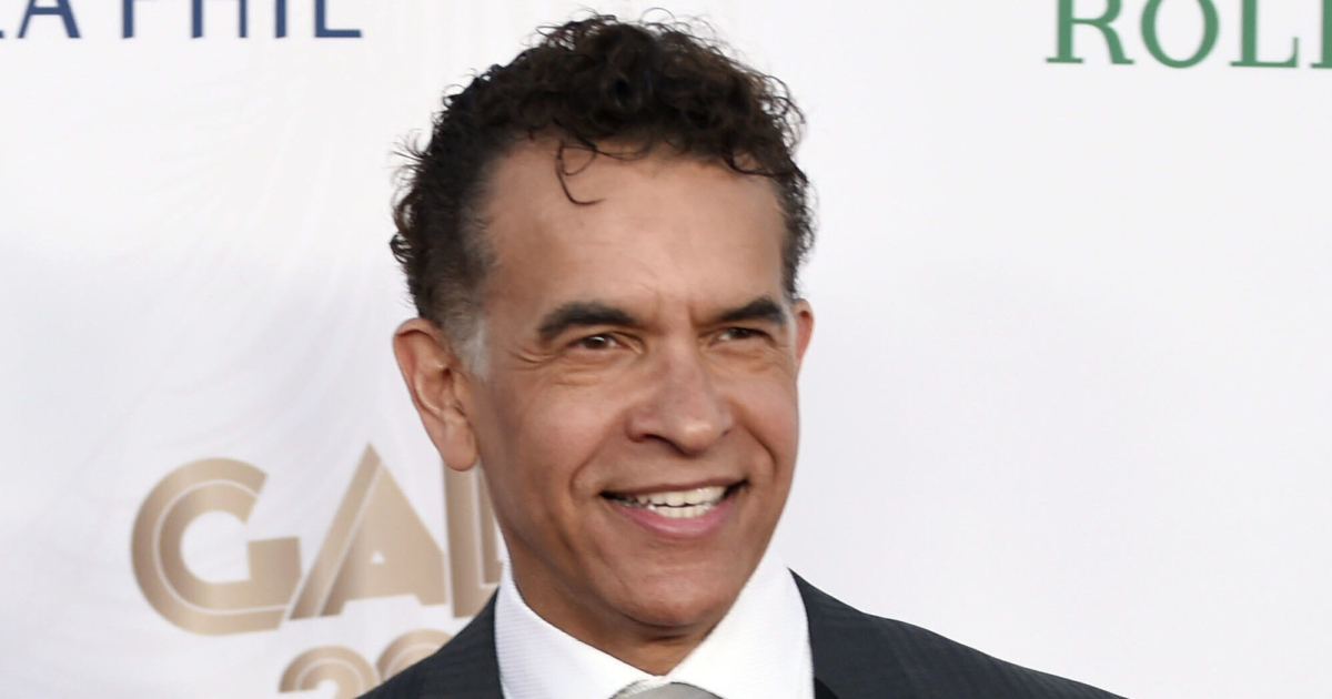 Brian Stokes Mitchell Hosts a Talk Show With Broadway Stars NTD