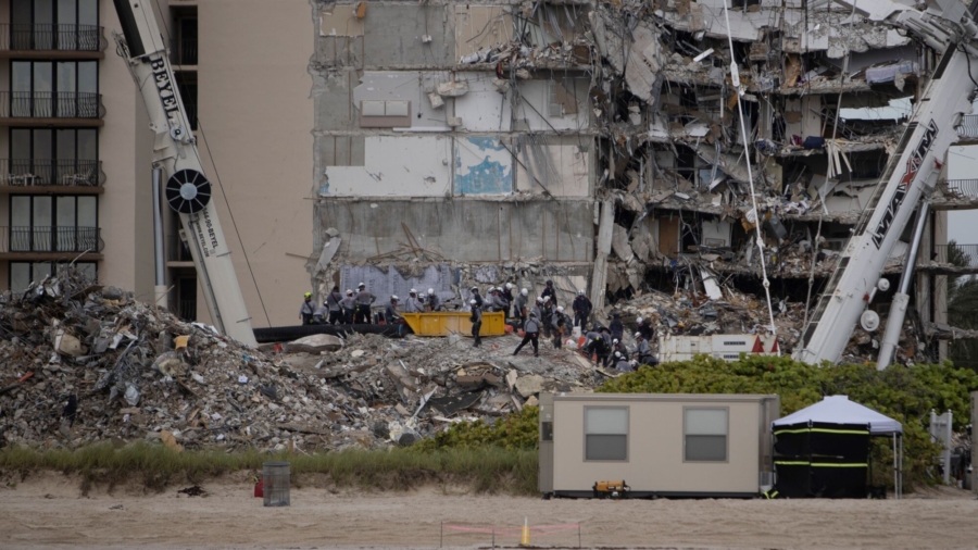 Rescue Teams on Day 6 of Search Efforts