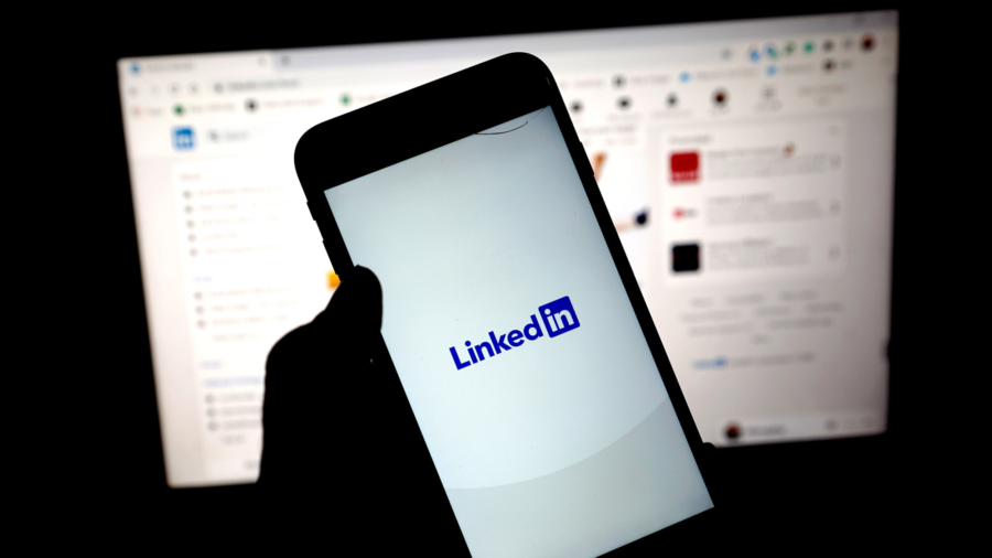 LinkedIn to Shut Down Operations in China