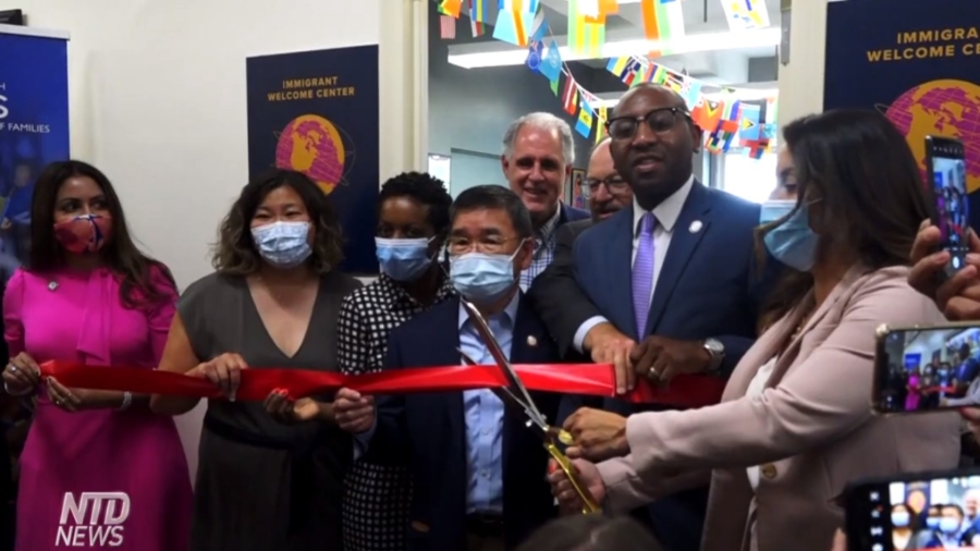 Immigrant Welcome Center Opens in Queens, NY