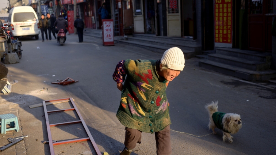 3-Child Policy, Raising Retirement Age Won’t Solve China’s Pension Deficit