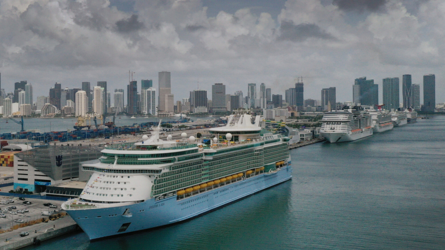 Unvaccinated Royal Caribbean Passengers in Florida Will Be Required to Show Proof of Insurance