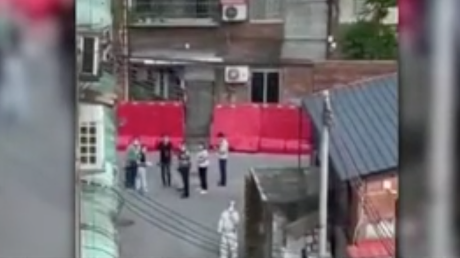 Guangzhou Residents Plead for Food