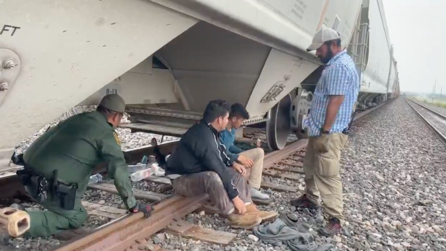 Illegal Immigrants Take a Risky Ride North
