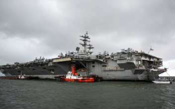 US Aircraft Carrier Group Enters South China Sea