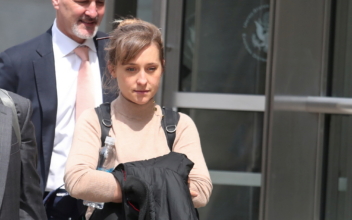 Actress Allison Mack to Be Sentenced for Role in NXIVM Cult