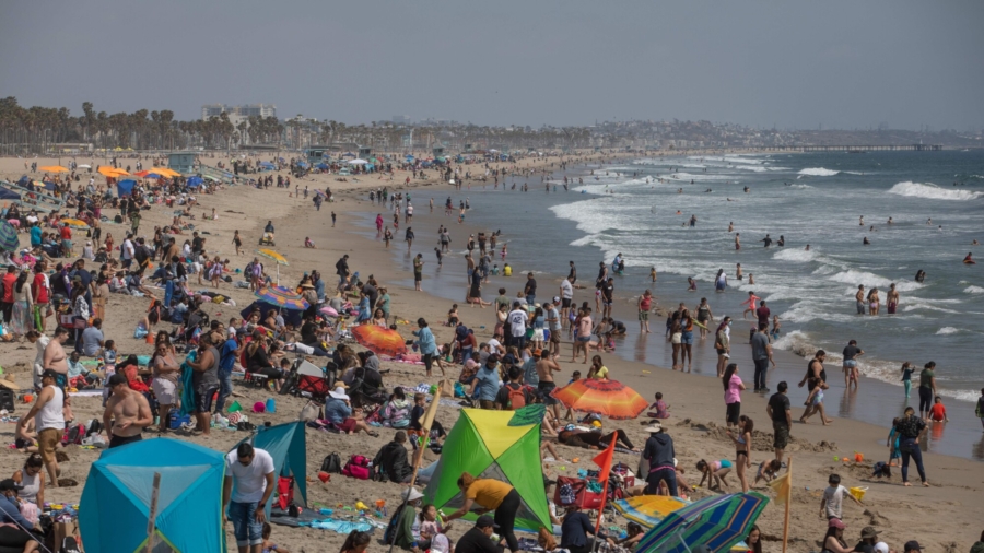 Californians Keeping Cool During Heat Wave