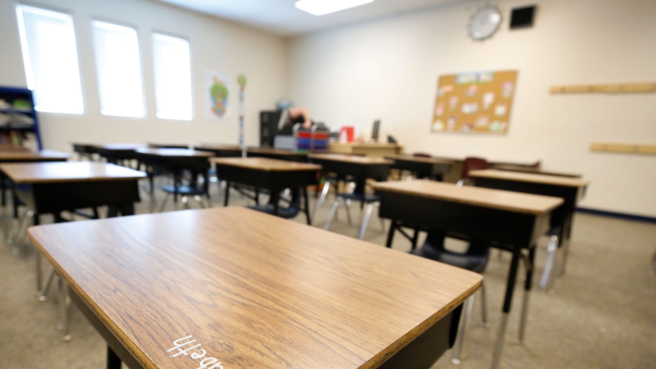 Virginia Parents Sue School District Over CRT Curriculum