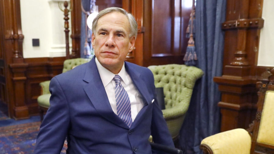 Gov. Abbott Signs ‘1836 Project’ to Promote Patriotic Education in Texas