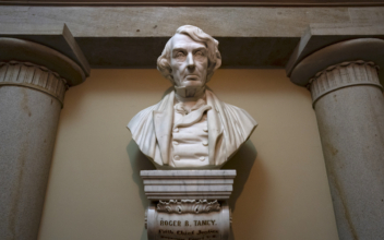 Bill to Remove Confederate Statues in Capitol