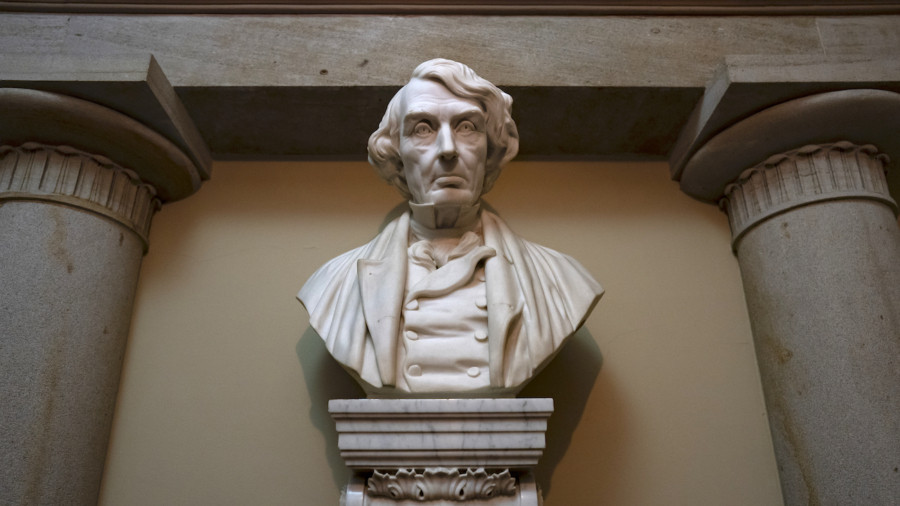 Bill to Remove Confederate Statues in Capitol