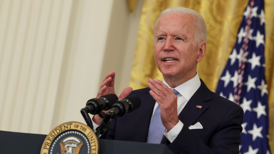 Biden Announces Strict New COVID-19 Rules for Unvaccinated Federal Workers